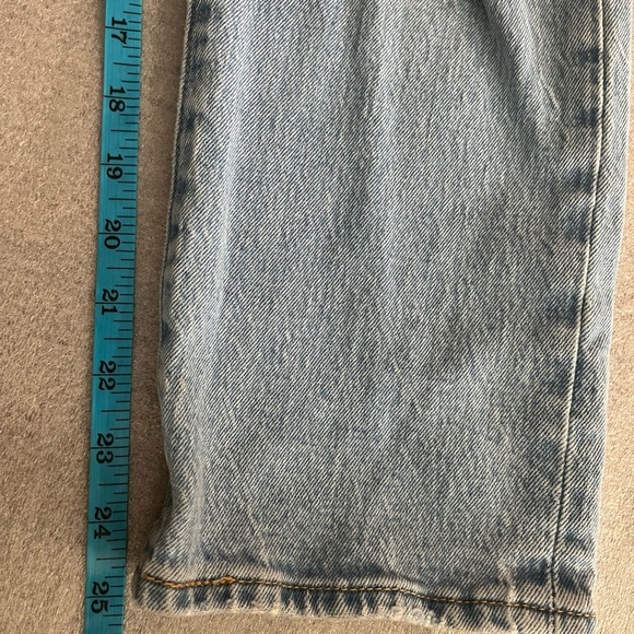[26]Vintage Levi’s Wedge Straight Light Blue Distressed Jeans - Picture 6 of 8